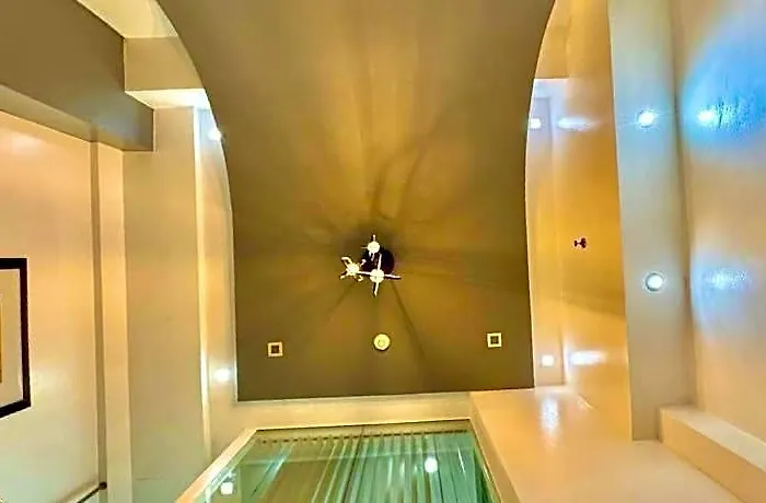 Hotel Loft In Mandaluyong Near Mrt W/ Wifi&karaoke&pool Manilla