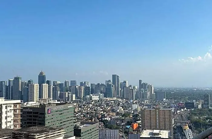 Loft In Mandaluyong Near Mrt W/ Wifi&karaoke&pool Hotel Manilla